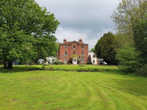 Country House (East Wing) with Indoor Heated Pool