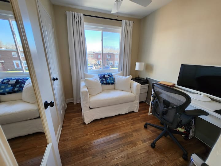 Საძინებელი №3 ერთადგილიანი გამოსაწევი საწოლი