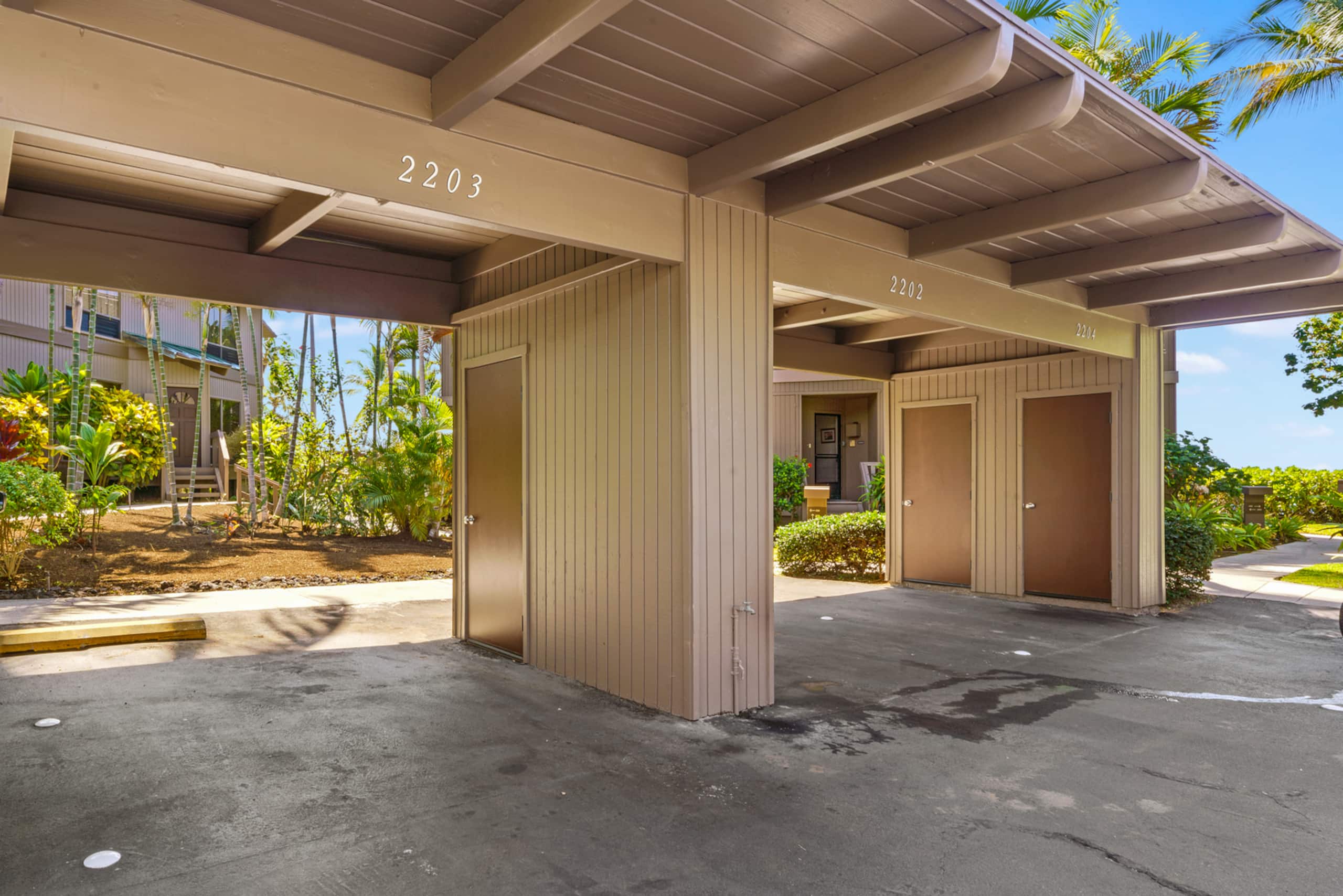 Condo in KAILUA-KONA · ★4.7 · 2 bedrooms · 3 beds · 2 baths - Image 36