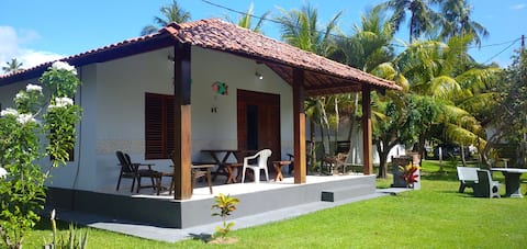 Imóvel de sucesso: Lovely house! Close to the sea and the little church. em Tamandaré