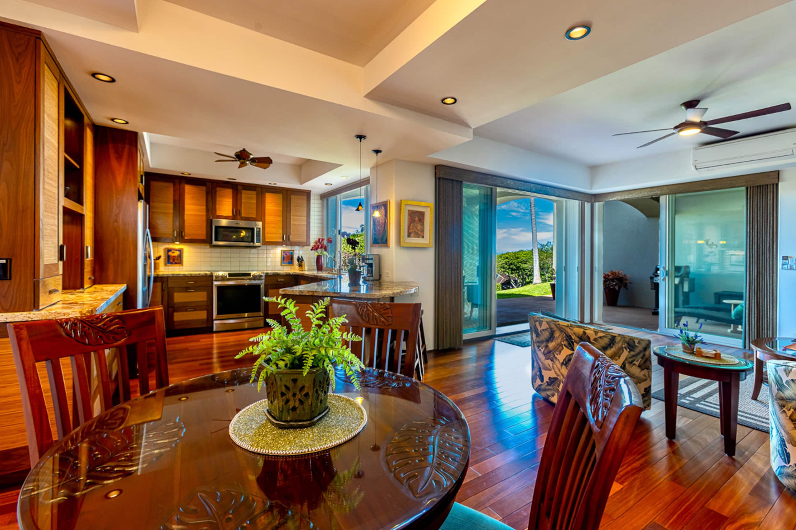 Condo in Kihei · ★4.98 · 1 bedroom · 1 bed · 2 baths - Image 11