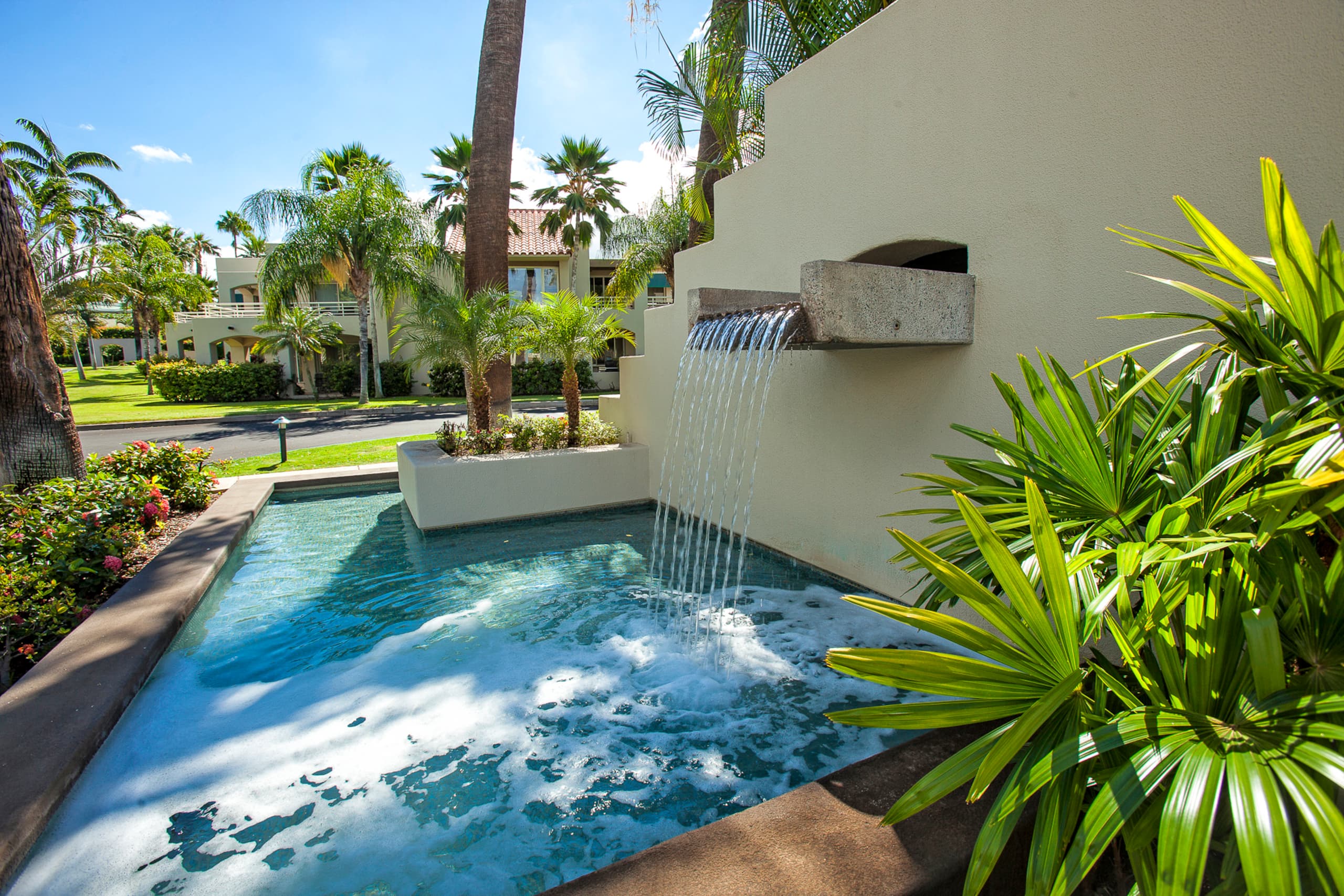 Condo in Kihei · ★4.98 · 1 bedroom · 1 bed · 2 baths - Image 27