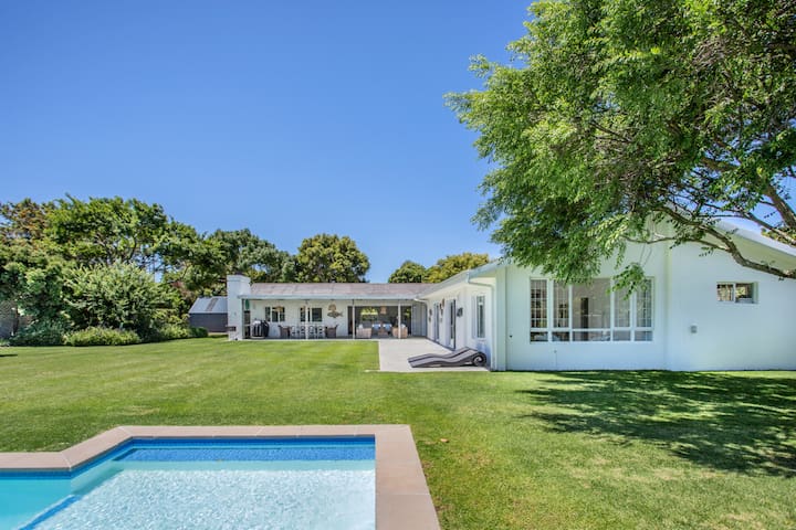 Cherry Lane, by Cape Valley Stays