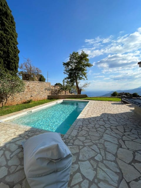 VILLA SeRENIS | pool, billard, 20min beach