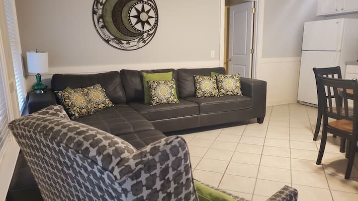 Tybee Escape Huge 5b/4.5 Bath 1 Block From Ocean - Tybee Island, GA