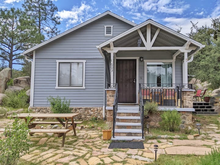 Sam Hill Cottage Houses for Rent in Prescott, Arizona, United States