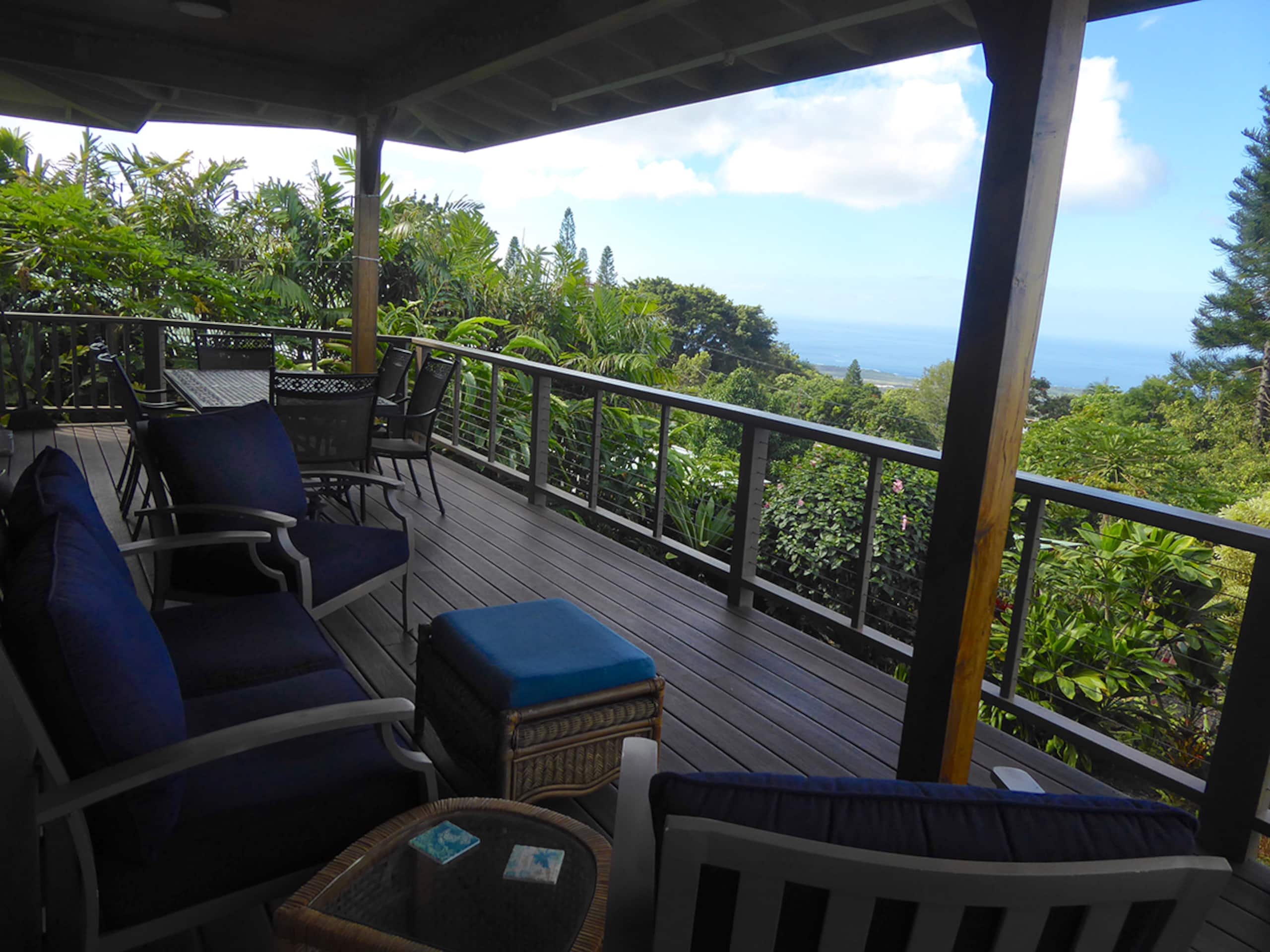 Home in Kailua-Kona · ★4.92 · 2 bedrooms · 3 beds · 1.5 private baths - Image 2