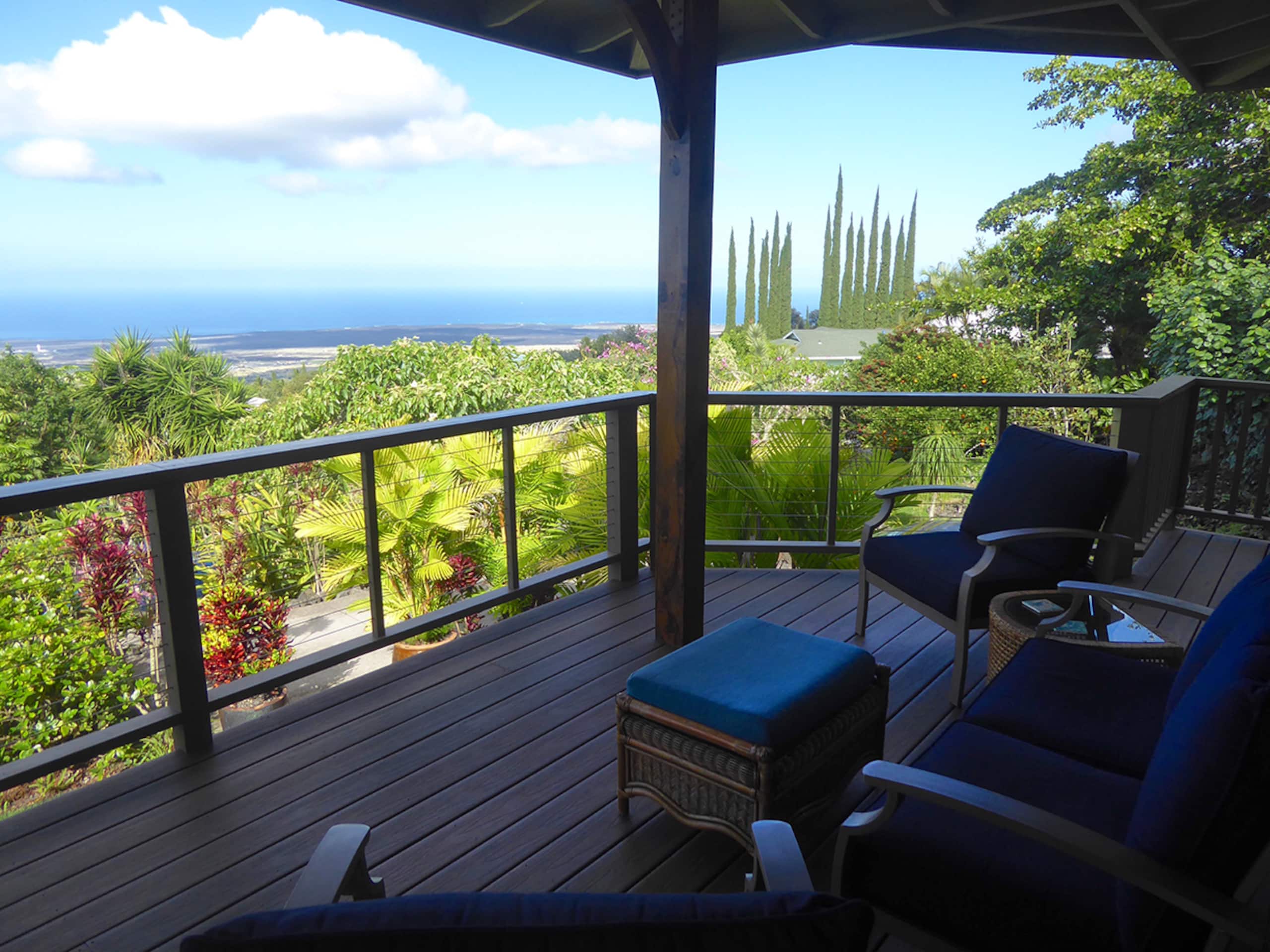 Home in Kailua-Kona · ★4.92 · 2 bedrooms · 3 beds · 1.5 private baths - Image 3