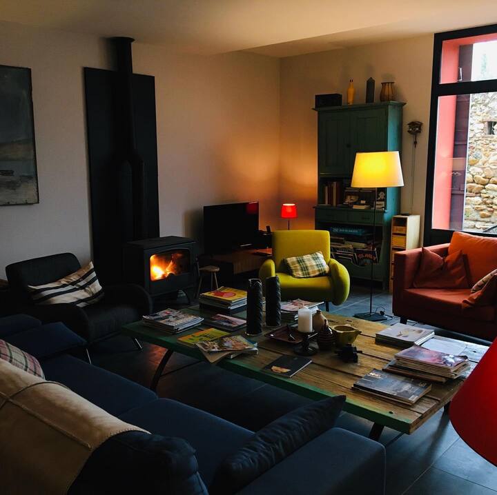 Charming large house - 14 people