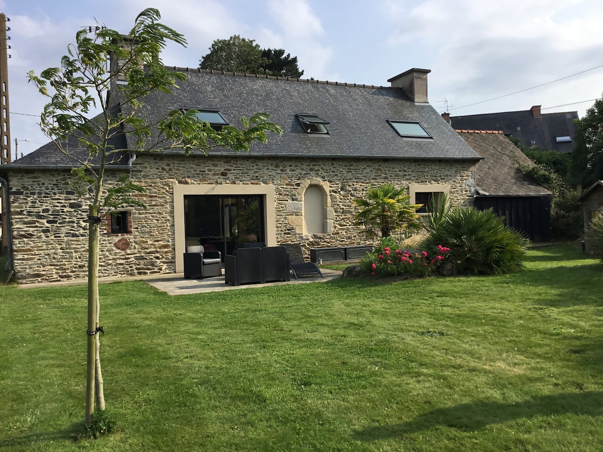 Top Airbnb: Family home with sea view, privileged environment à Binic étables Sur Mer