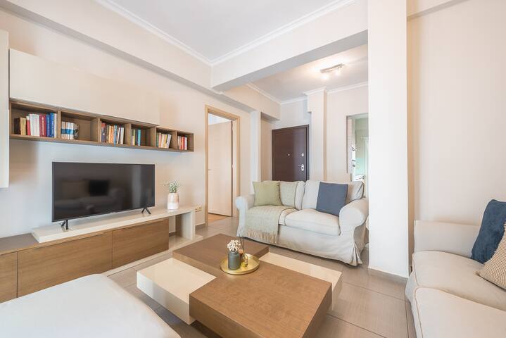 A modern apartment 200m away from Acropolis! gallery image 5