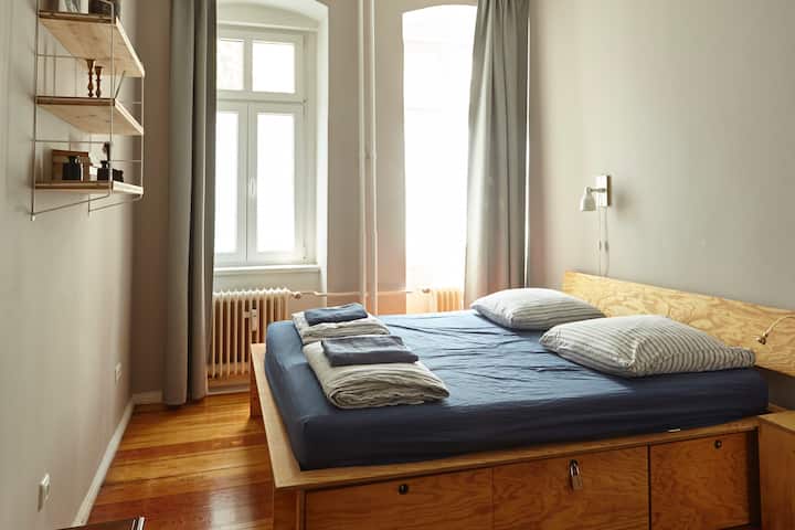 Svakom gostu osiguravamo jedan ručnik za tijelo