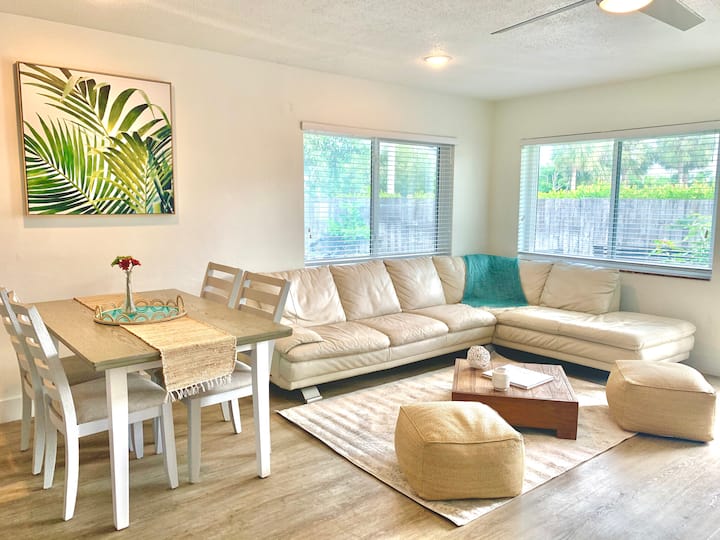 Adventure Awaits 2BR Villa in Fort Lauderdale Houses for Rent in