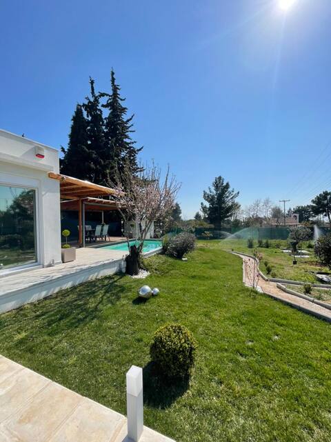Beautiful house  near sea