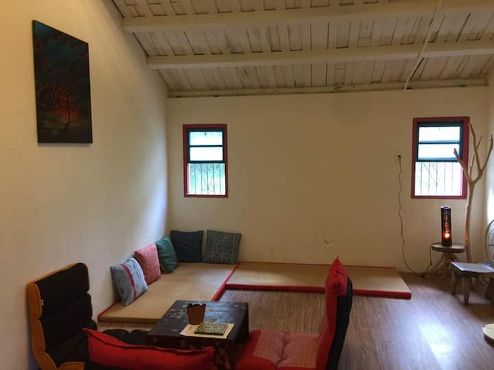 Apei Gallery In Dulan,taitung - Taitung County
