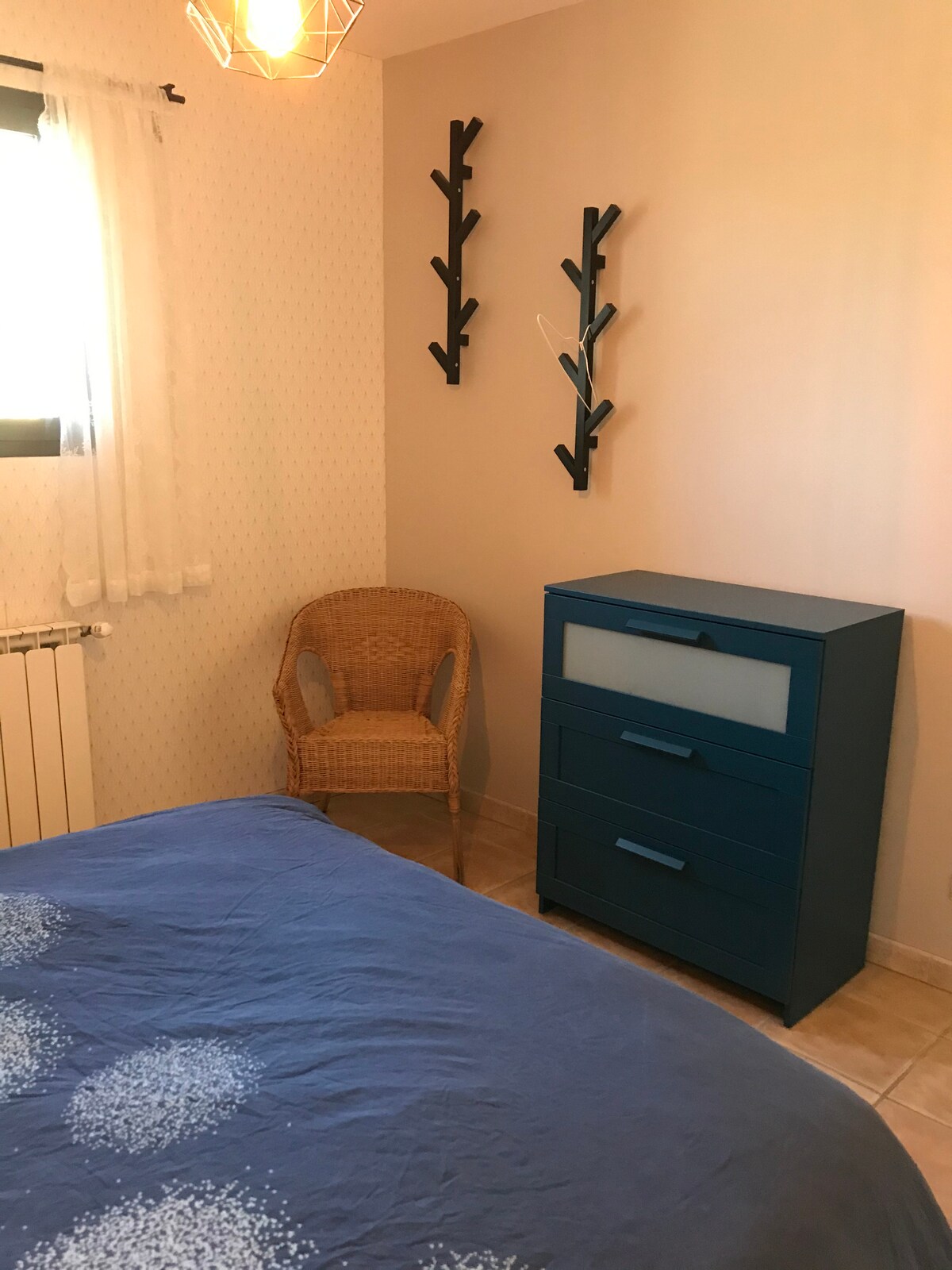 Izba s manželskou posteľou