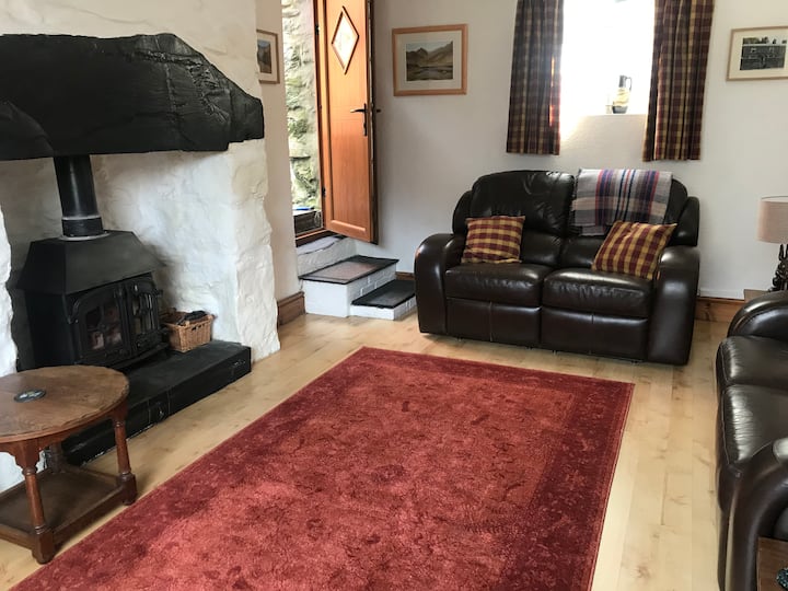 A 19th Century, Pet Friendly, Cottage In Snowdonia - Blaenau Ffestiniog