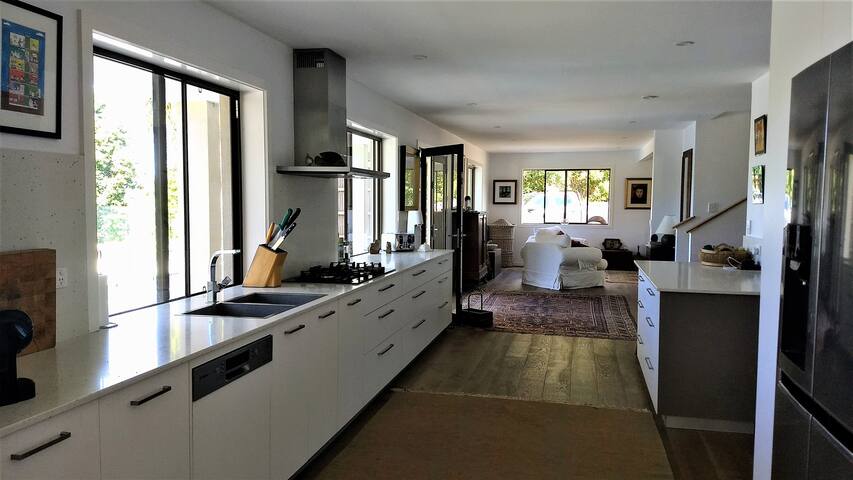 Bruno’s Hinterland Home gallery image 3