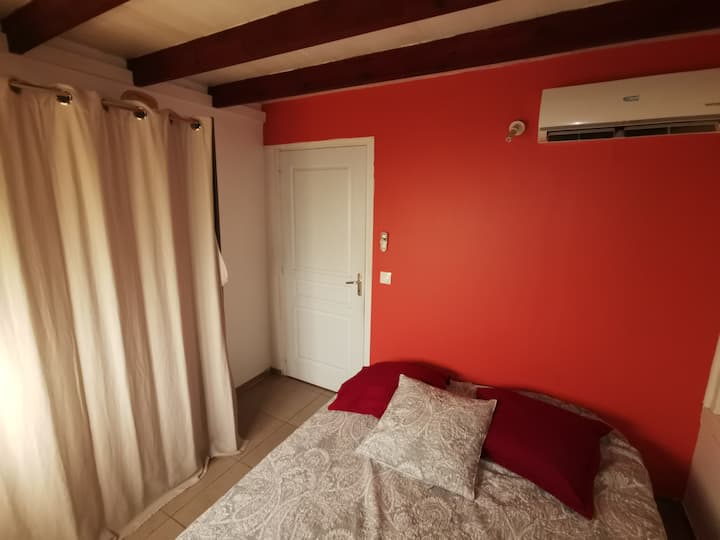 საძინებელი 2