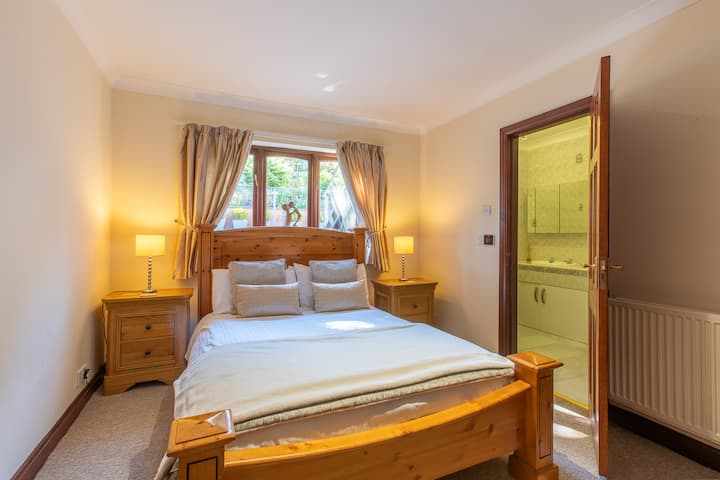 ห้องนอน 4 (Bedroom 4)