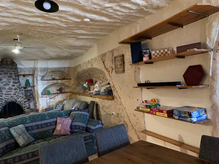 Top 10 Airbnb Vacation Rentals In Coober Pedy, Australia Updated 2024