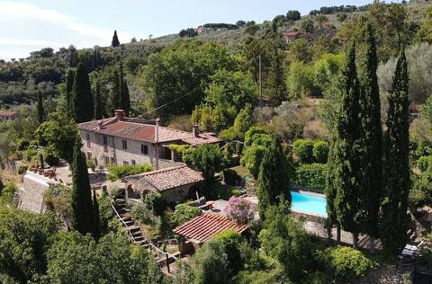 Villa close to Florence amazing view  private pool