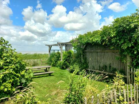 Topview over Wadden Sea from retro-furnished cabin
