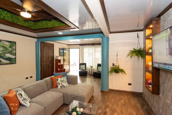 Private Pool Villa In The Heart Of La Fortuna - La Fortuna