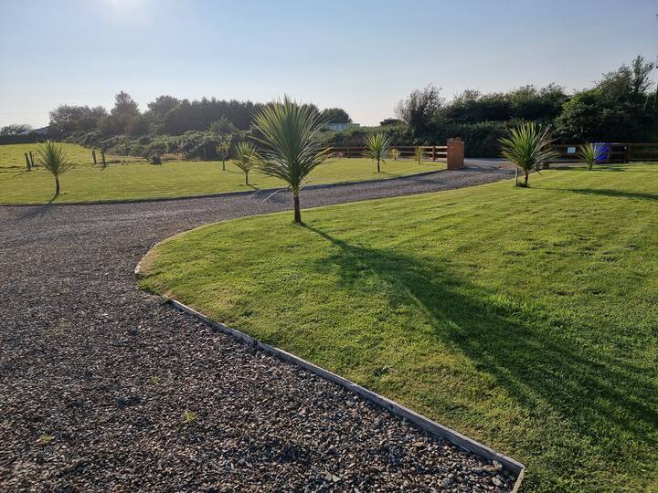 Tinnaberna-View - Cosy Bungalow close to Beach