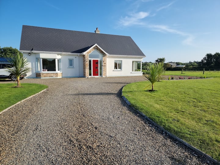Tinnaberna-View - Cosy Bungalow close to Beach