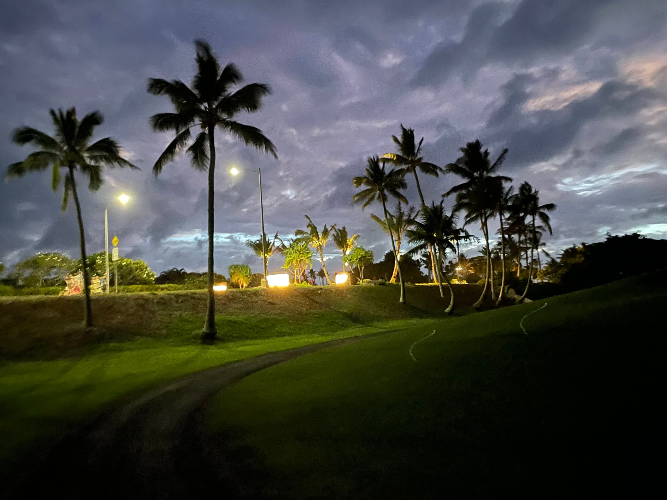Condo in Kahuku · ★4.89 · 2 bedrooms · 4 beds · 1 private bath - Image 55