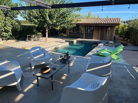 Charming house with swimming pool near Montpellier