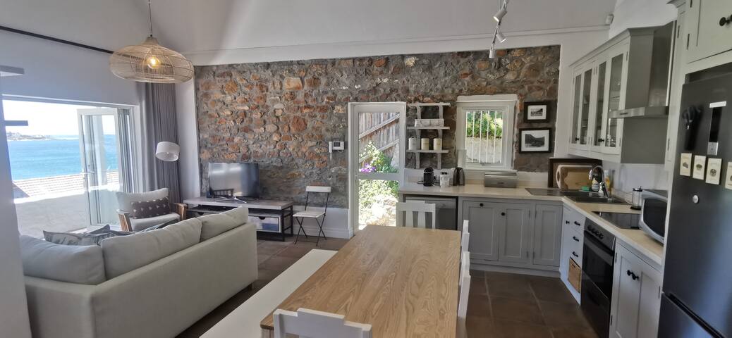 Beach Cottage gallery image 5