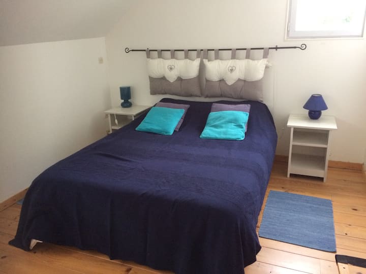 Schlafzimmer 1