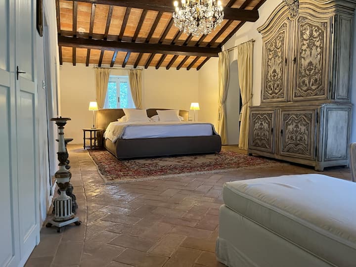 Dormitorio principal: tamaño king 