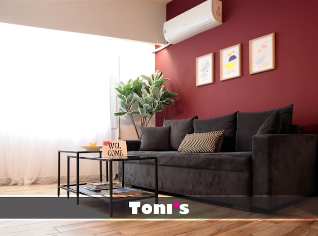 Toni’s – Central Apartment next to Syntagma Square