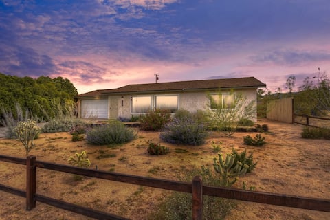 The Joshua Tree Escape - Close to JTNP & Downtown