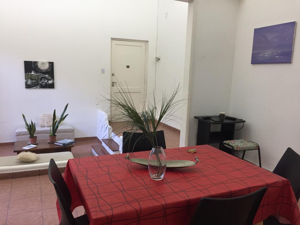 Apartamento de 1 quarto com pátio e terraço em Almagro