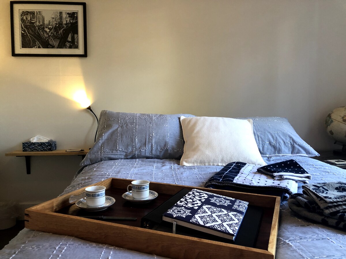 Двойно легло с пролетен/летен шалте // Двойно легло с калъф за пролет/лято