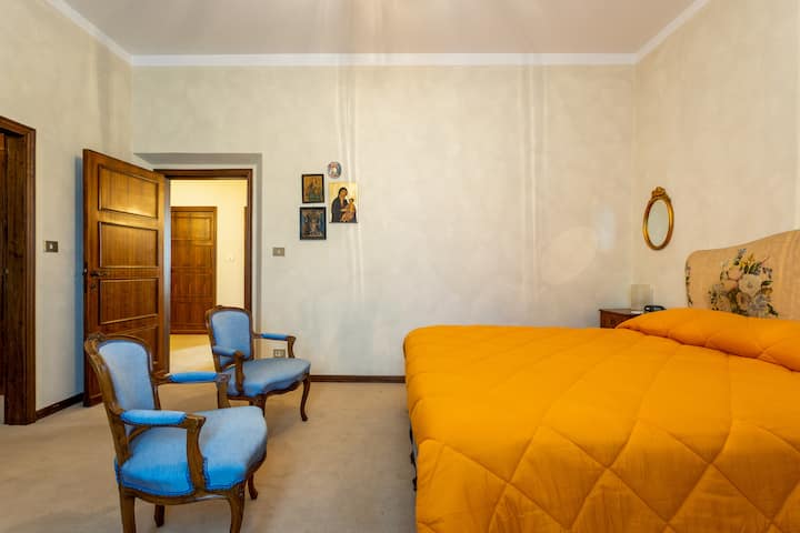 Camera da letto 4