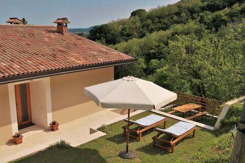Vacation home in Valdobbiadene "Casa su La Riva"