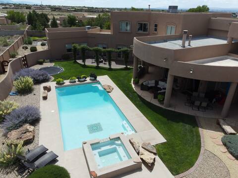 5500sq ft, Pool, Sauna, Game Room, Lux Area of ABQ