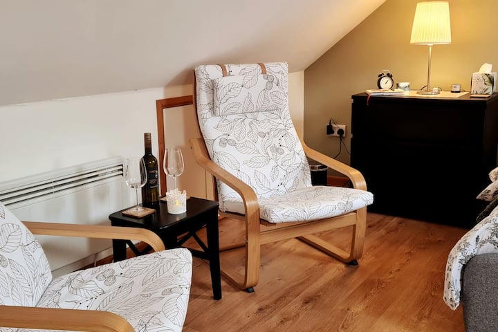 The Cotton Loft - Peak District Countryside Studio - Tideswell