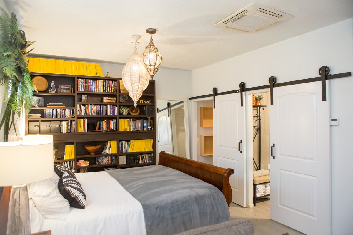 King bed. Spacious open floor plan. Bookcase with reading and movie options.