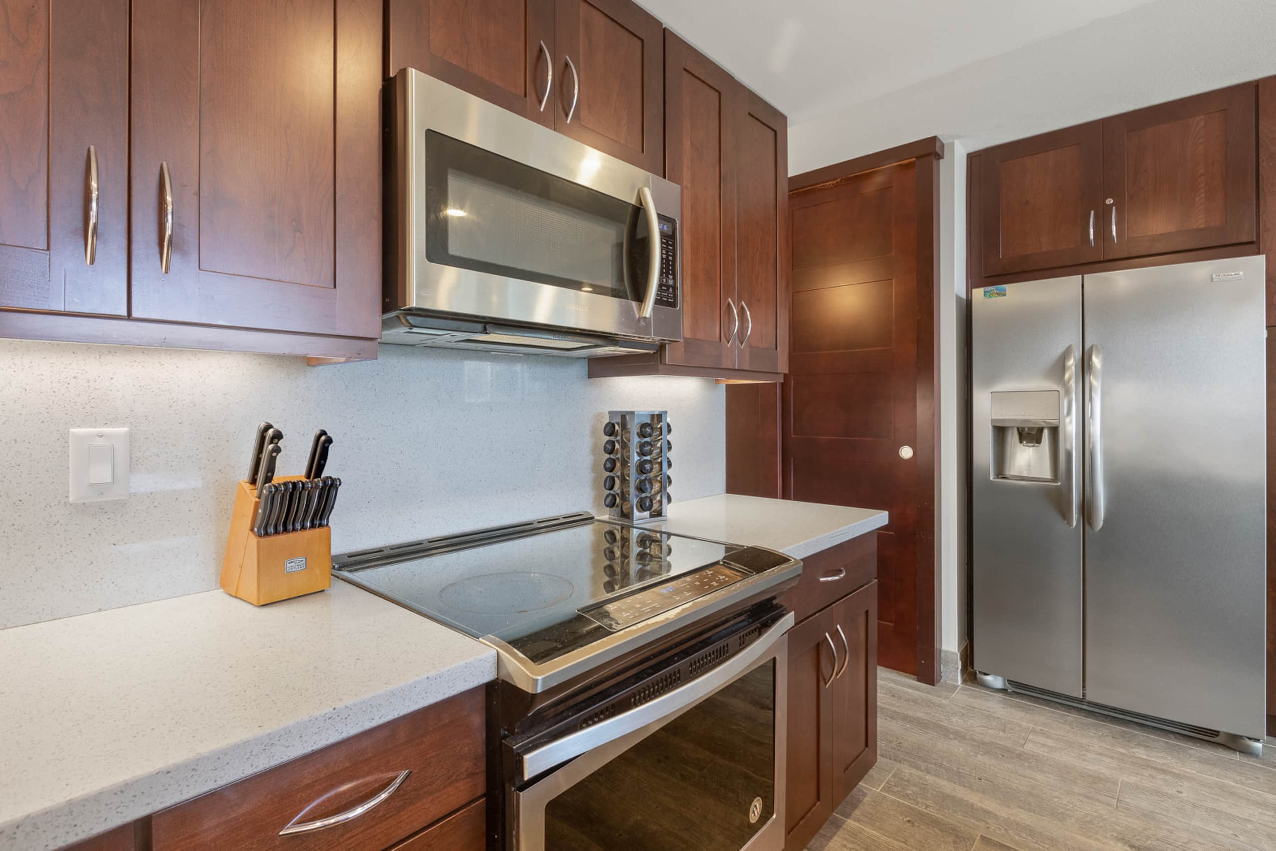 Condo in Lahaina · ★4.96 · 2 bedrooms · 3 beds · 2 baths - Image 18