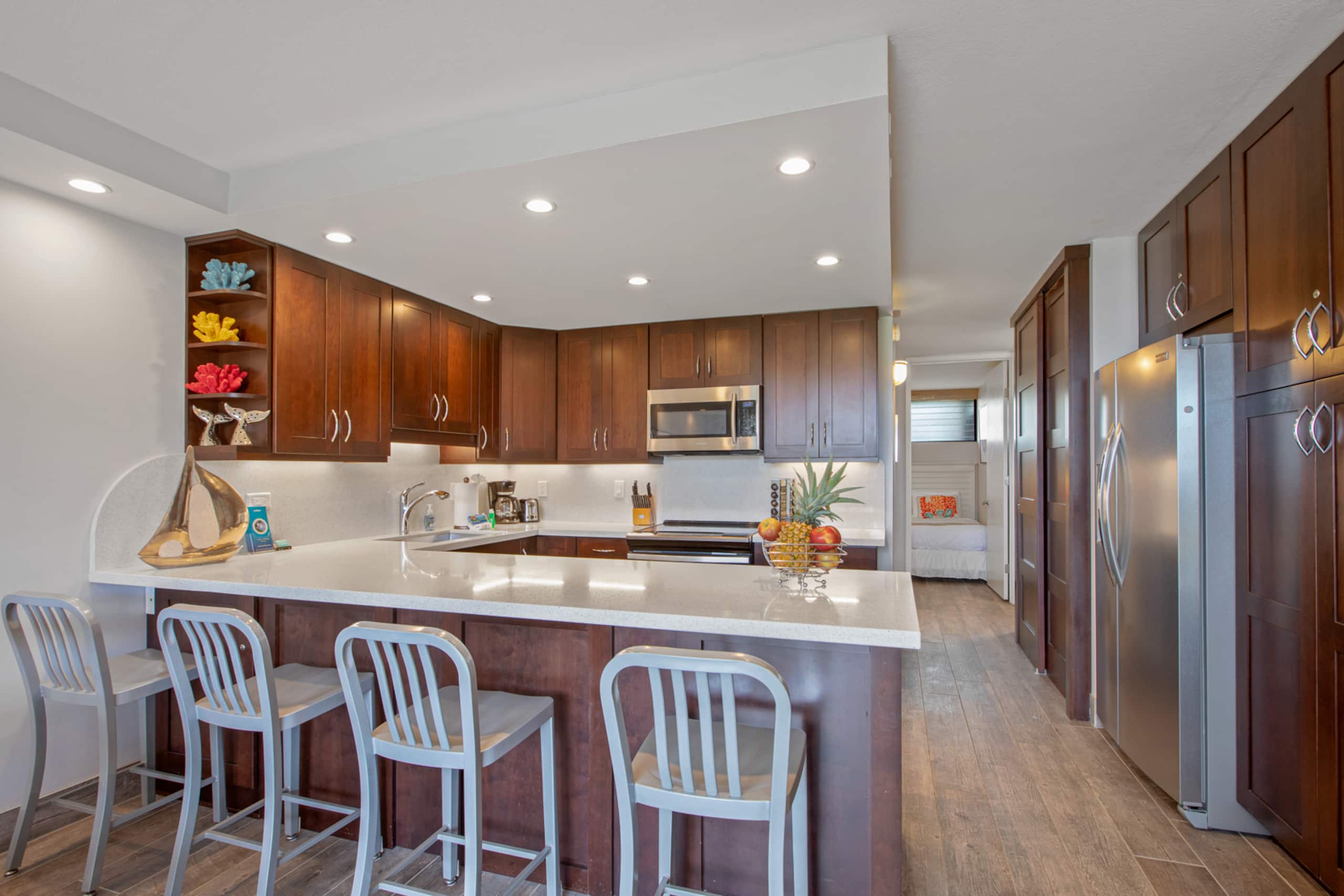 Condo in Lahaina · ★4.96 · 2 bedrooms · 3 beds · 2 baths - Image 2