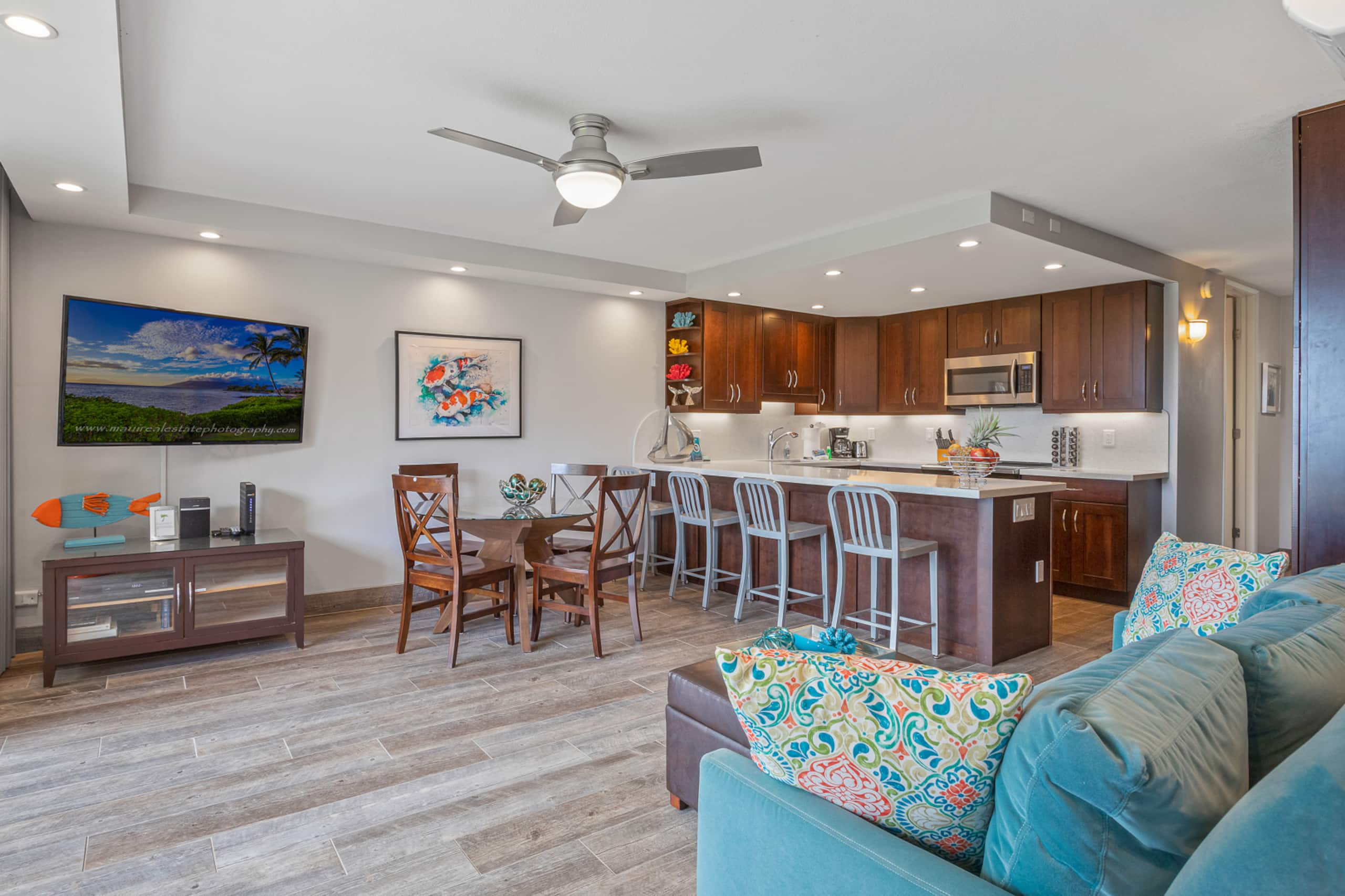 Condo in Lahaina · ★4.96 · 2 bedrooms · 3 beds · 2 baths - Image 26