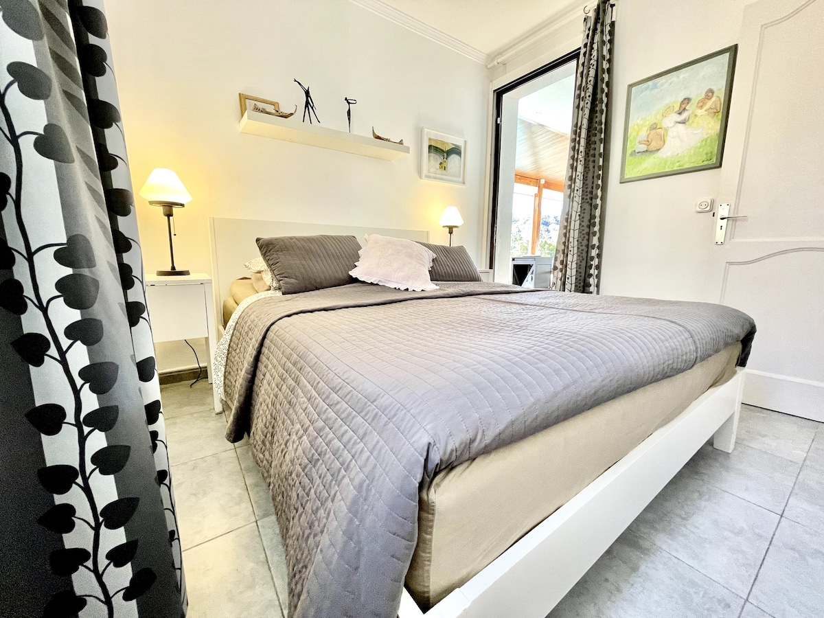 غرفة النوم 2