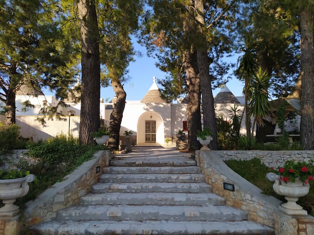 Trulli con piscina privata