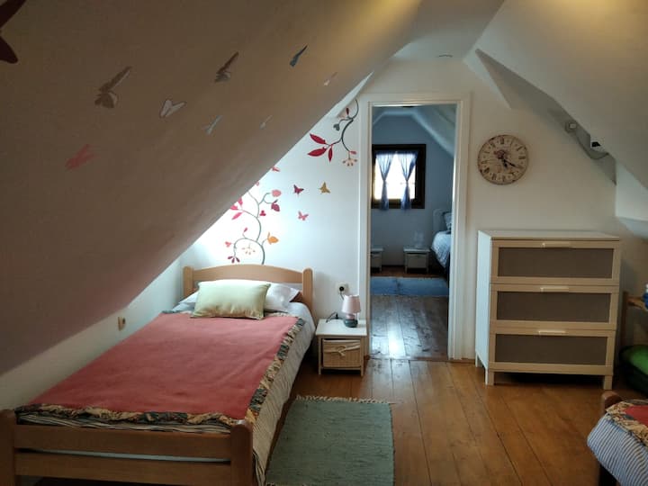 upstairs sleeping room 2